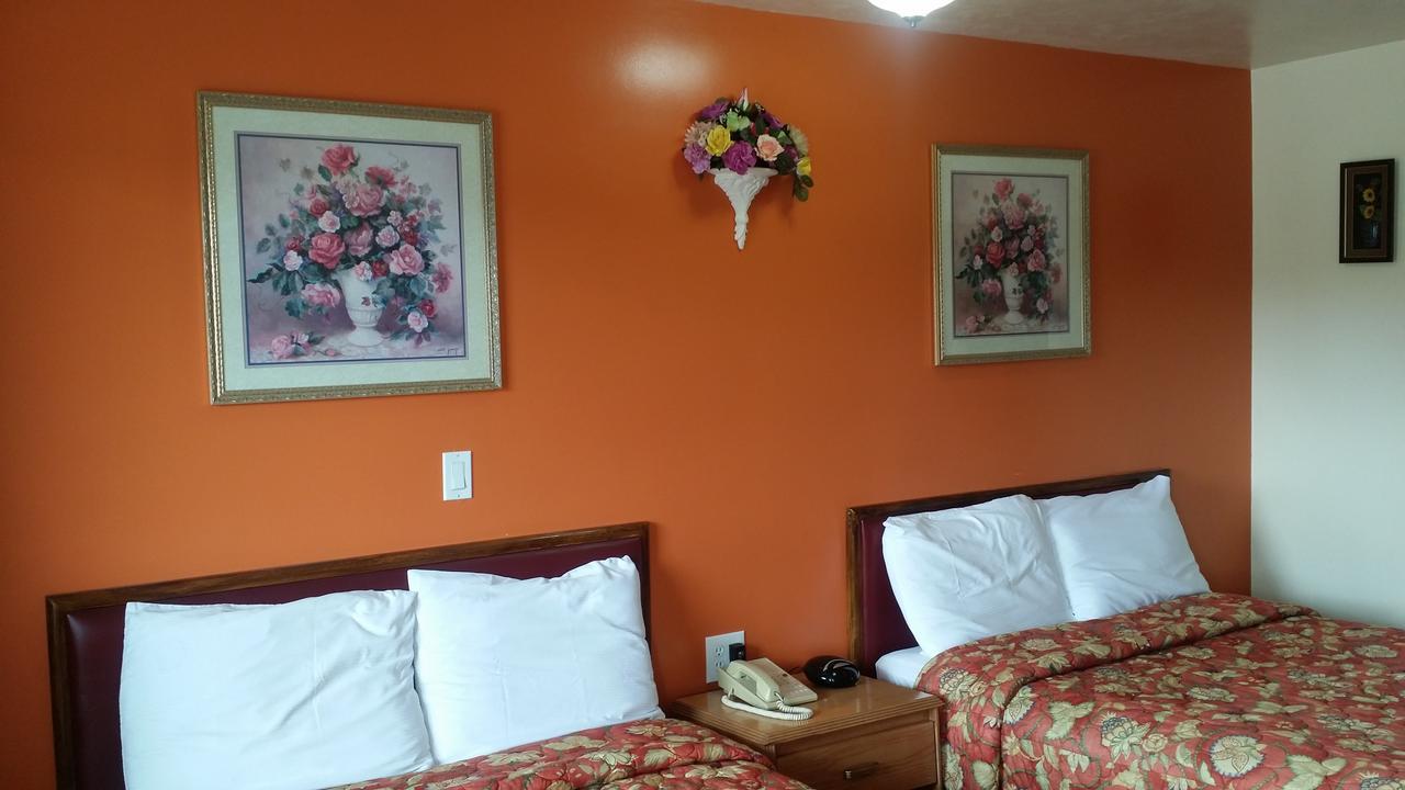 River Mist Inn Sturgeon Falls Экстерьер фото