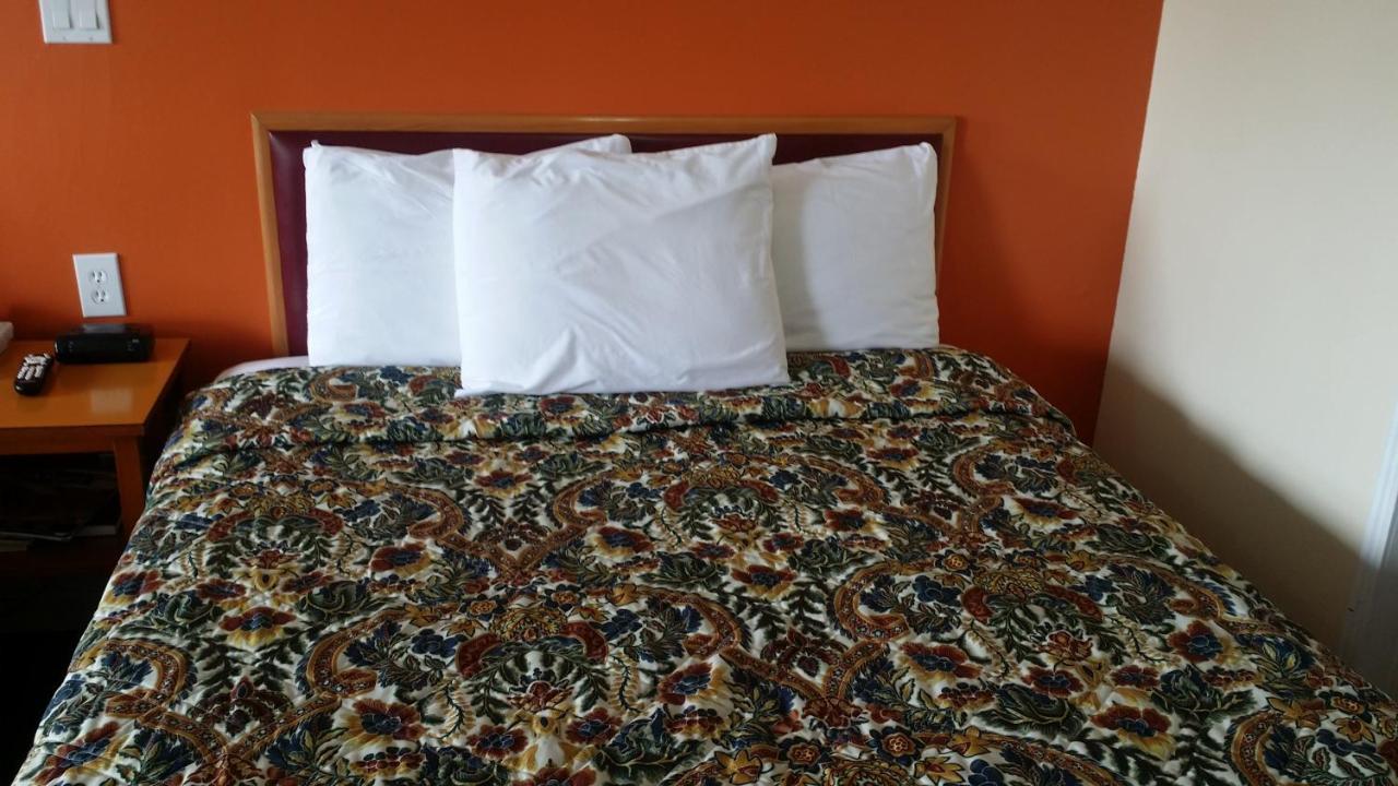 River Mist Inn Sturgeon Falls Экстерьер фото