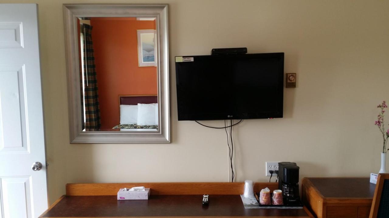 River Mist Inn Sturgeon Falls Экстерьер фото