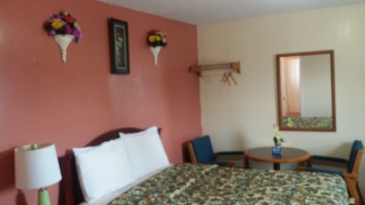 River Mist Inn Sturgeon Falls Экстерьер фото